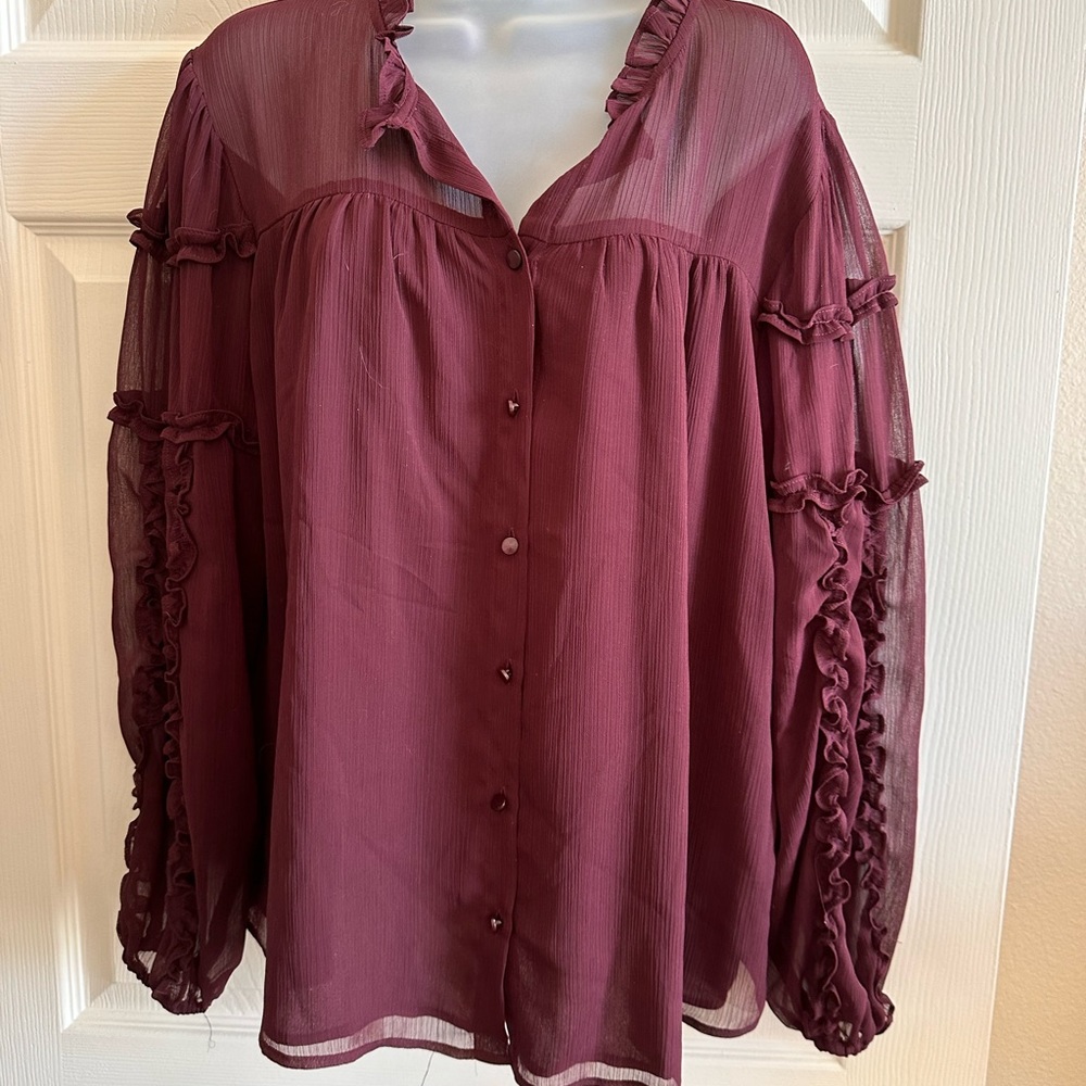 CeCe blouse NWT
